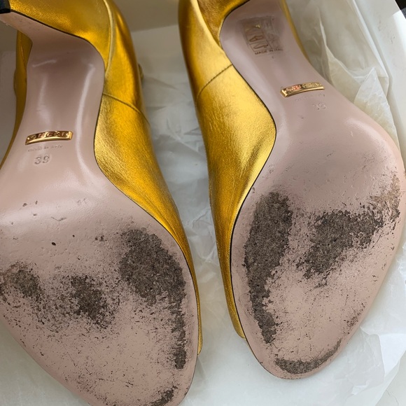 Gucci Molina Lips Pumps - Picture 6 of 8